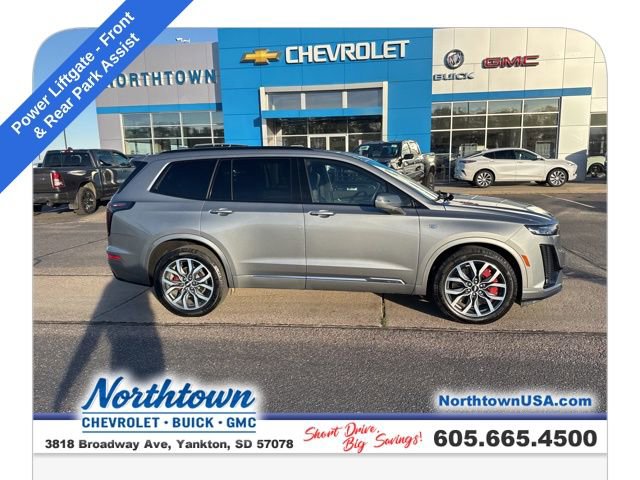 Used 2024 Cadillac XT6 Sport image 4