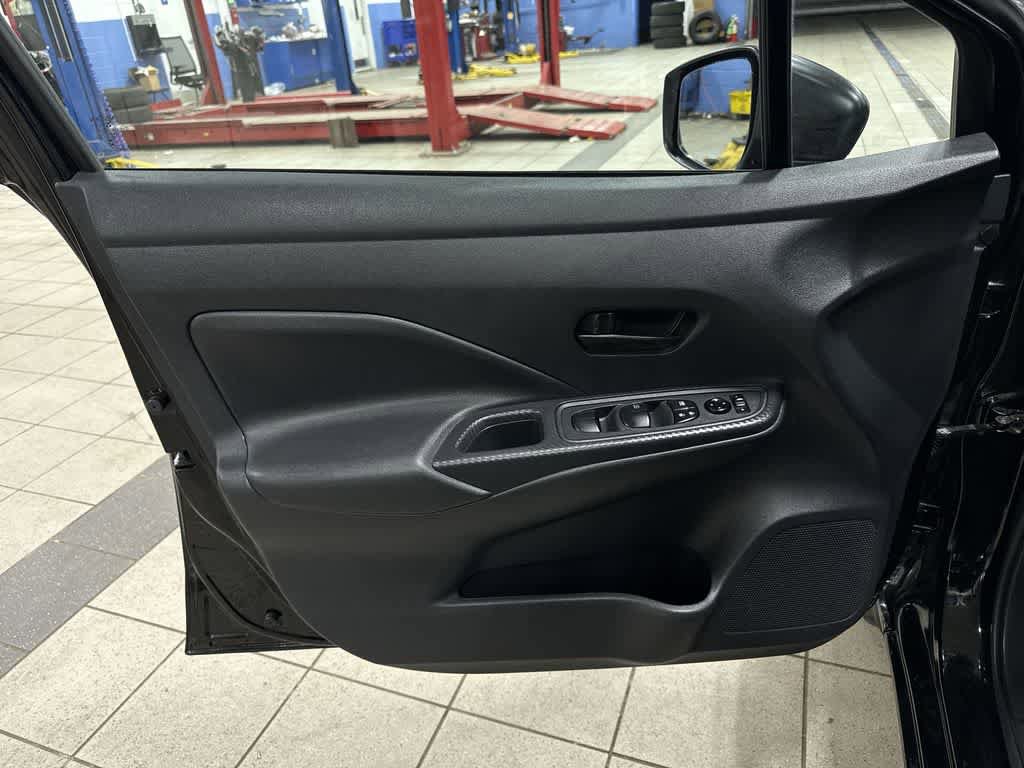 Used 2024 Nissan Versa S image 27