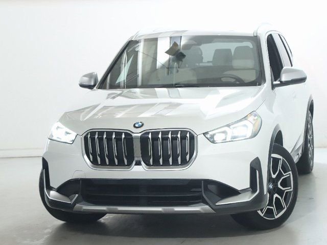 Certified 2023 BMW X1 xDrive28i w/ Premium Package AWD/4WD image 3