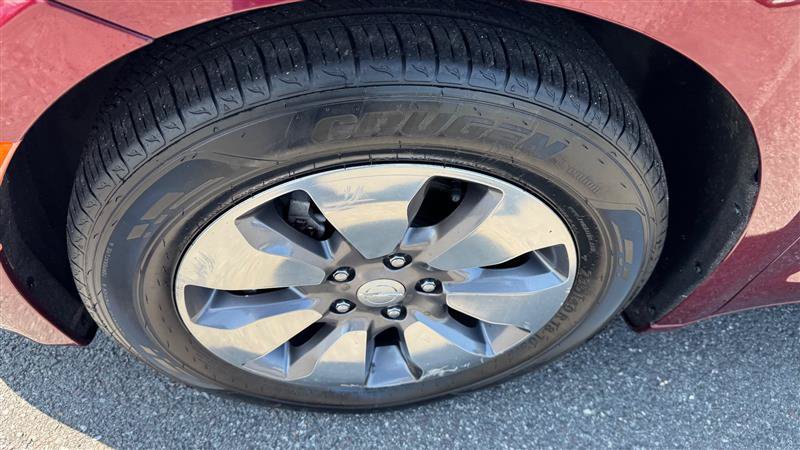 Used 2018 Chrysler Pacifica Limited w/ Advanced Safetytec Group FWD image 26