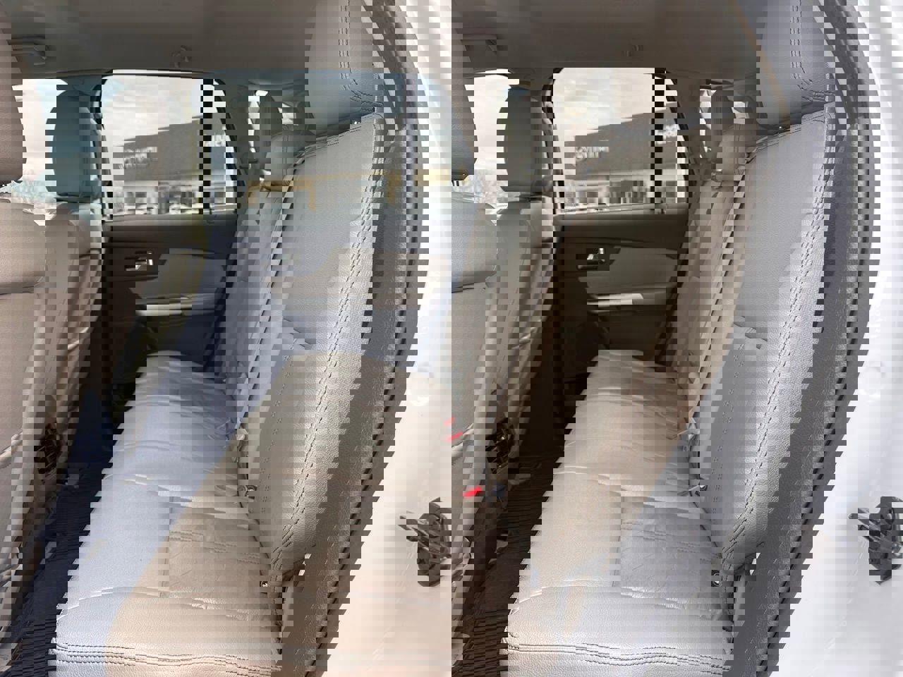 Used 2013 Ford Edge Limited w/ Driver Entry Pkg image 16