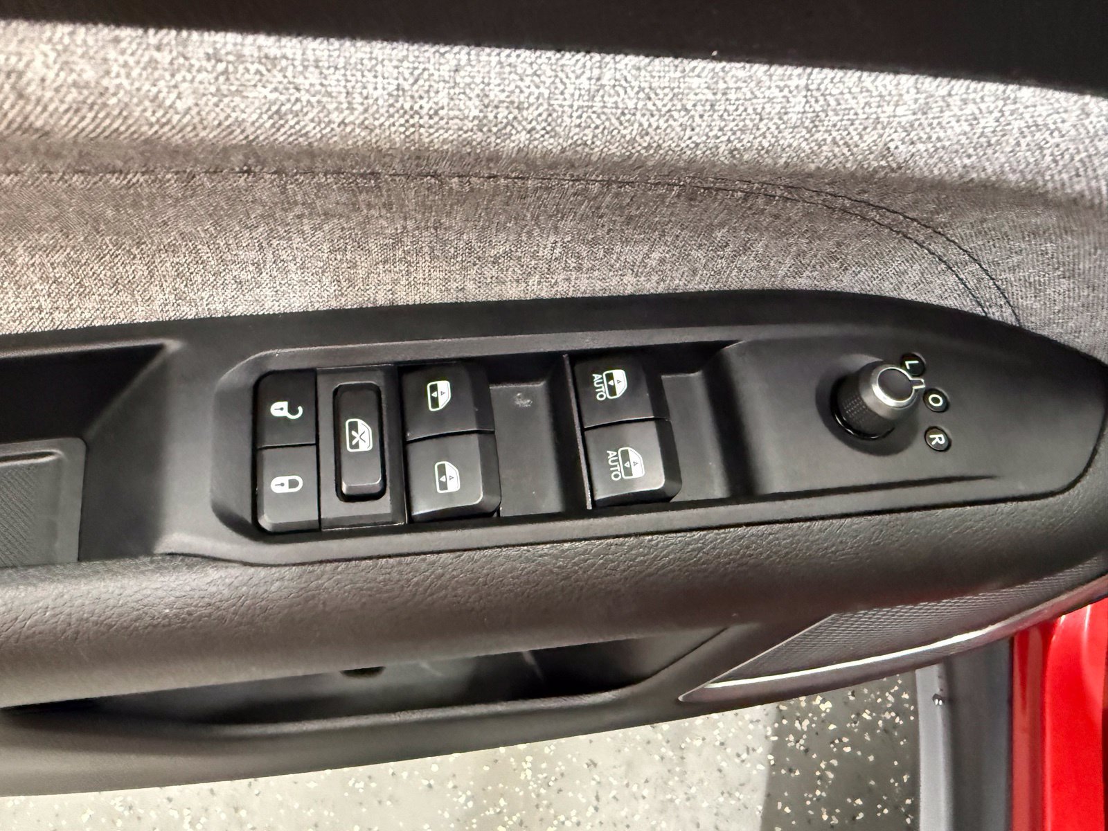 Used 2025 Jeep Compass Latitude AWD/4WD image 10