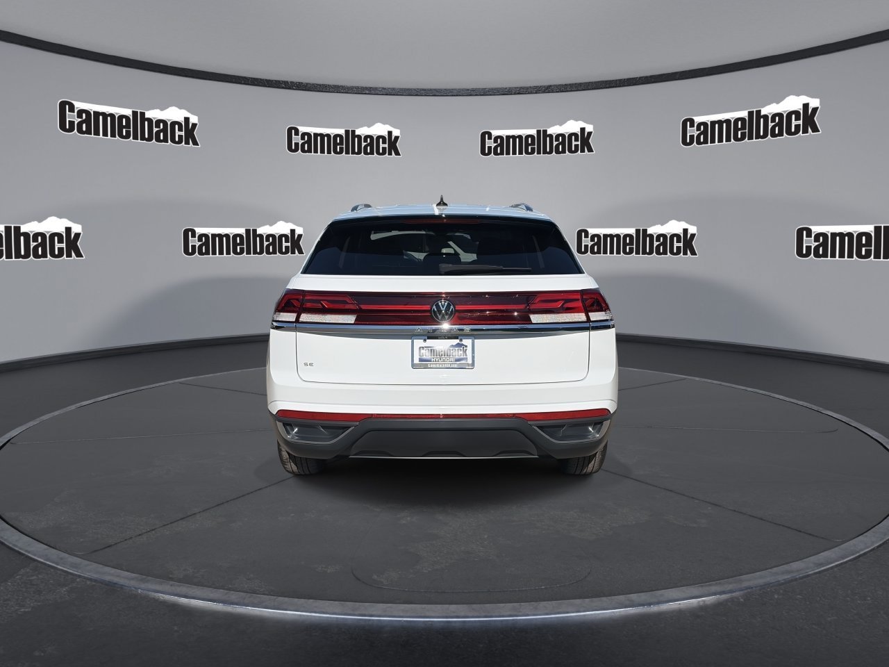 Used 2024 Volkswagen Atlas Cross Sport SE FWD image 6