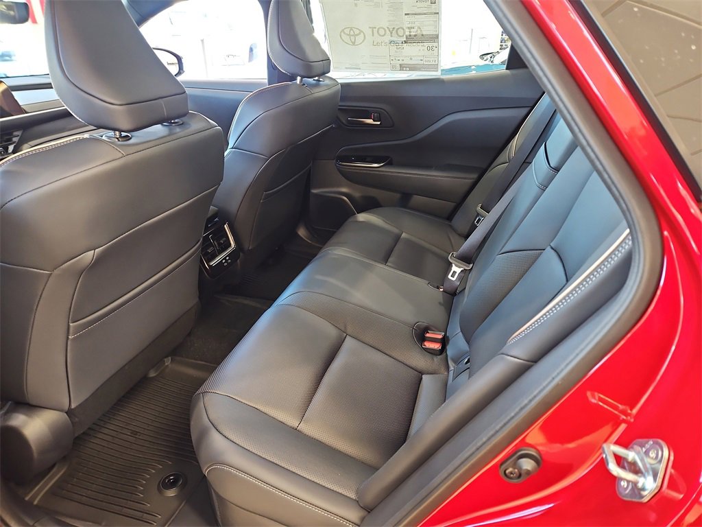 New 2026 Toyota Crown Platinum image 21