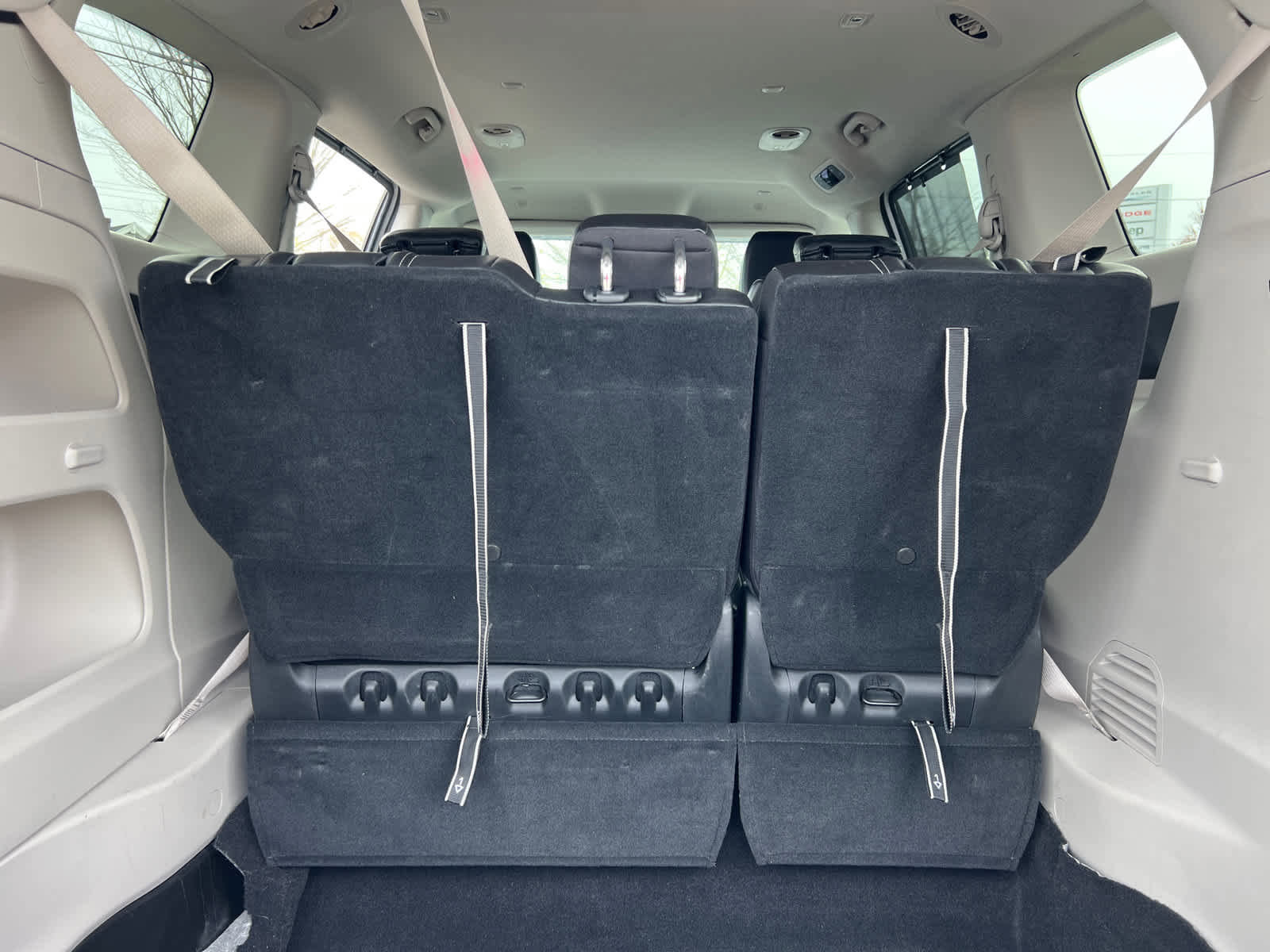 Used 2024 Chrysler Pacifica Touring-L FWD image 39