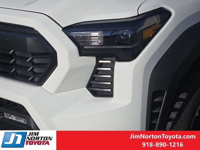 New 2026 Toyota Tacoma TRD Off-Road AWD/4WD image 7