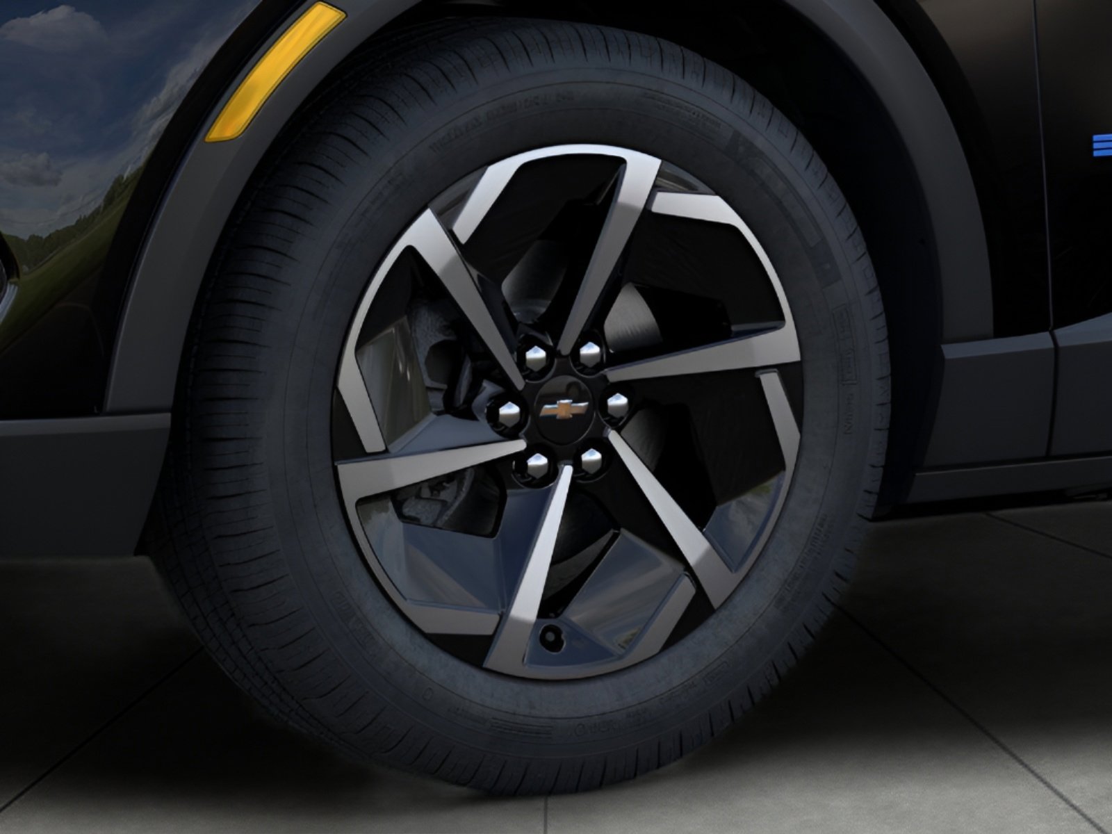 New 2026 Chevrolet Equinox EV LT FWD image 9