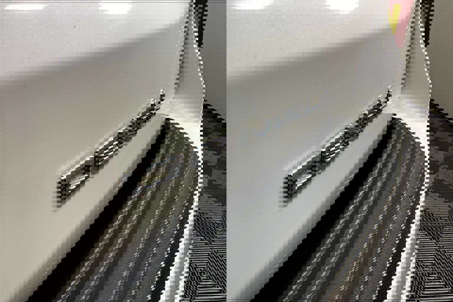 Certified 2023 GMC Yukon XL Denali image 9