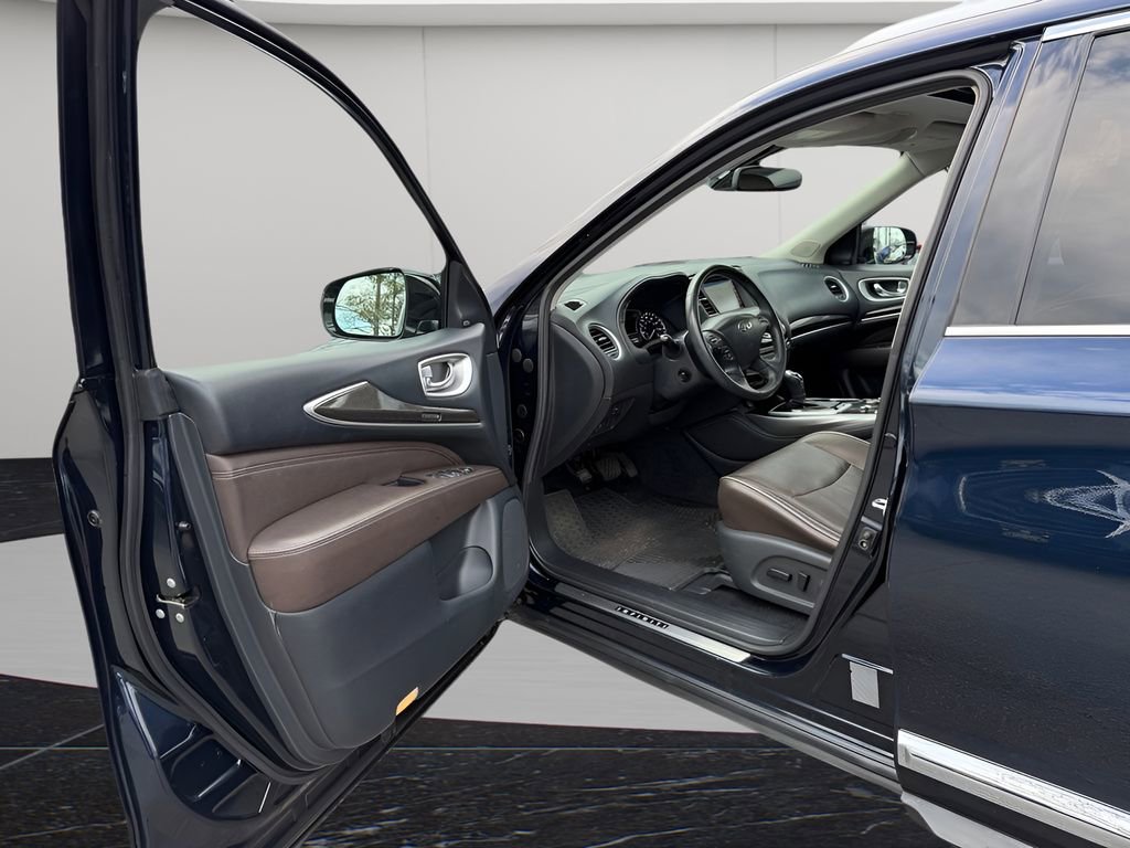 Used 2019 INFINITI QX60 Luxe w/ Essential Package image 19