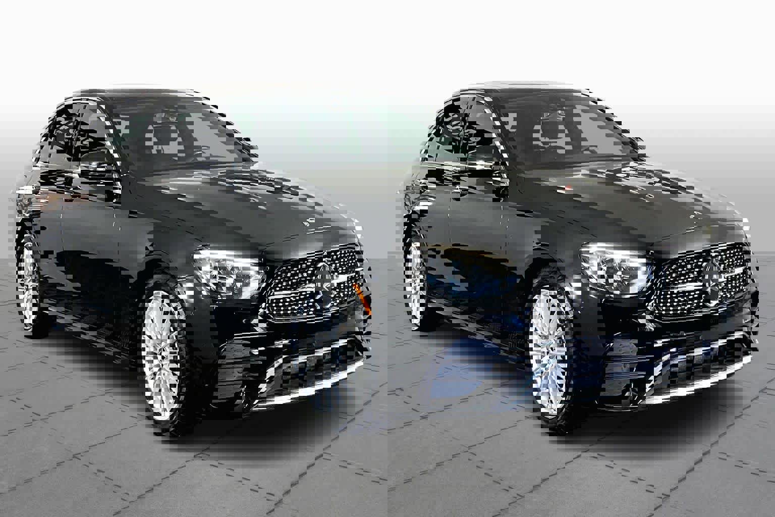 Used 2022 Mercedes-Benz E 350 Sedan image 3