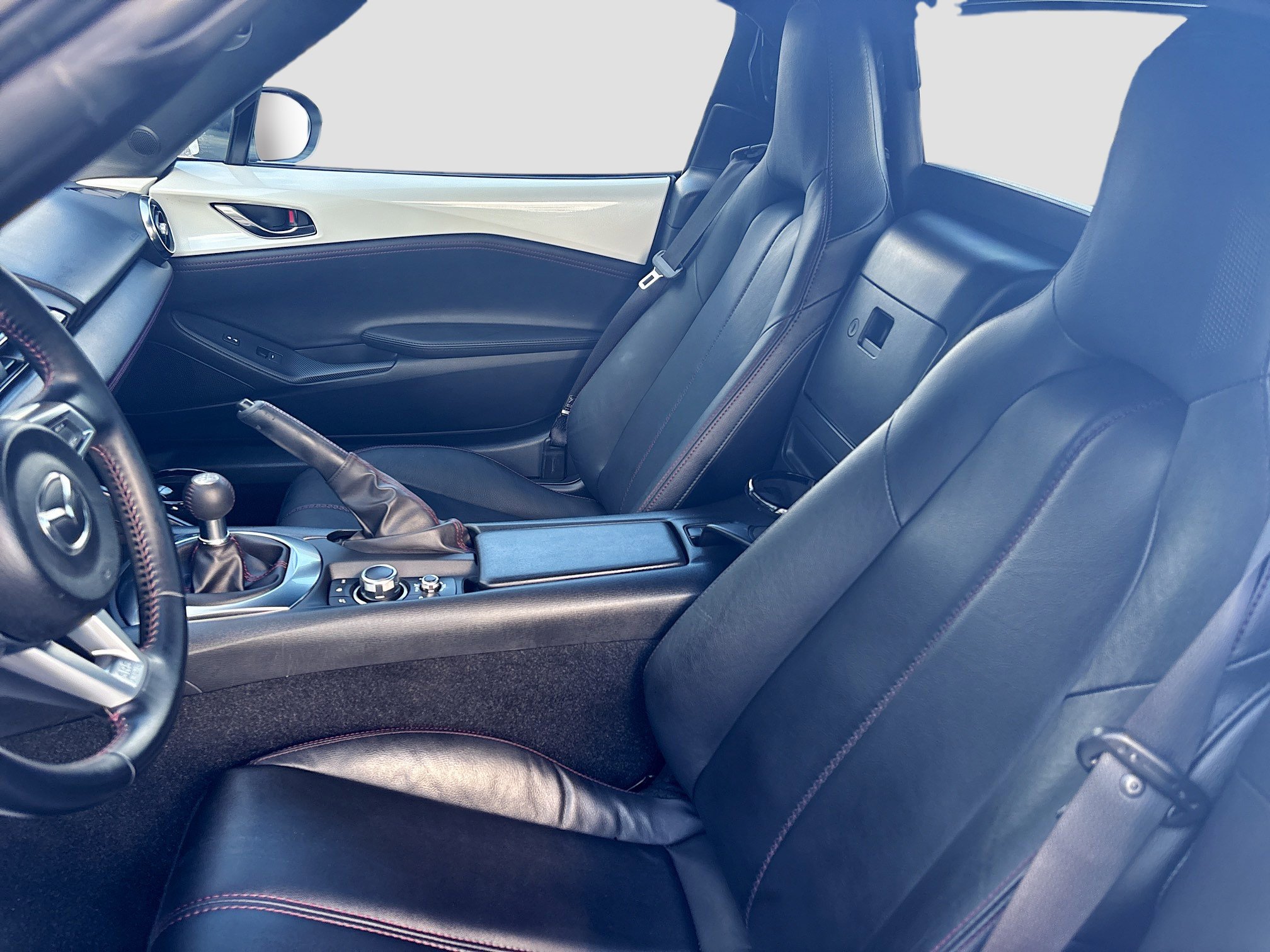 Used 2019 MAZDA MX-5 Miata RF Grand Touring image 15