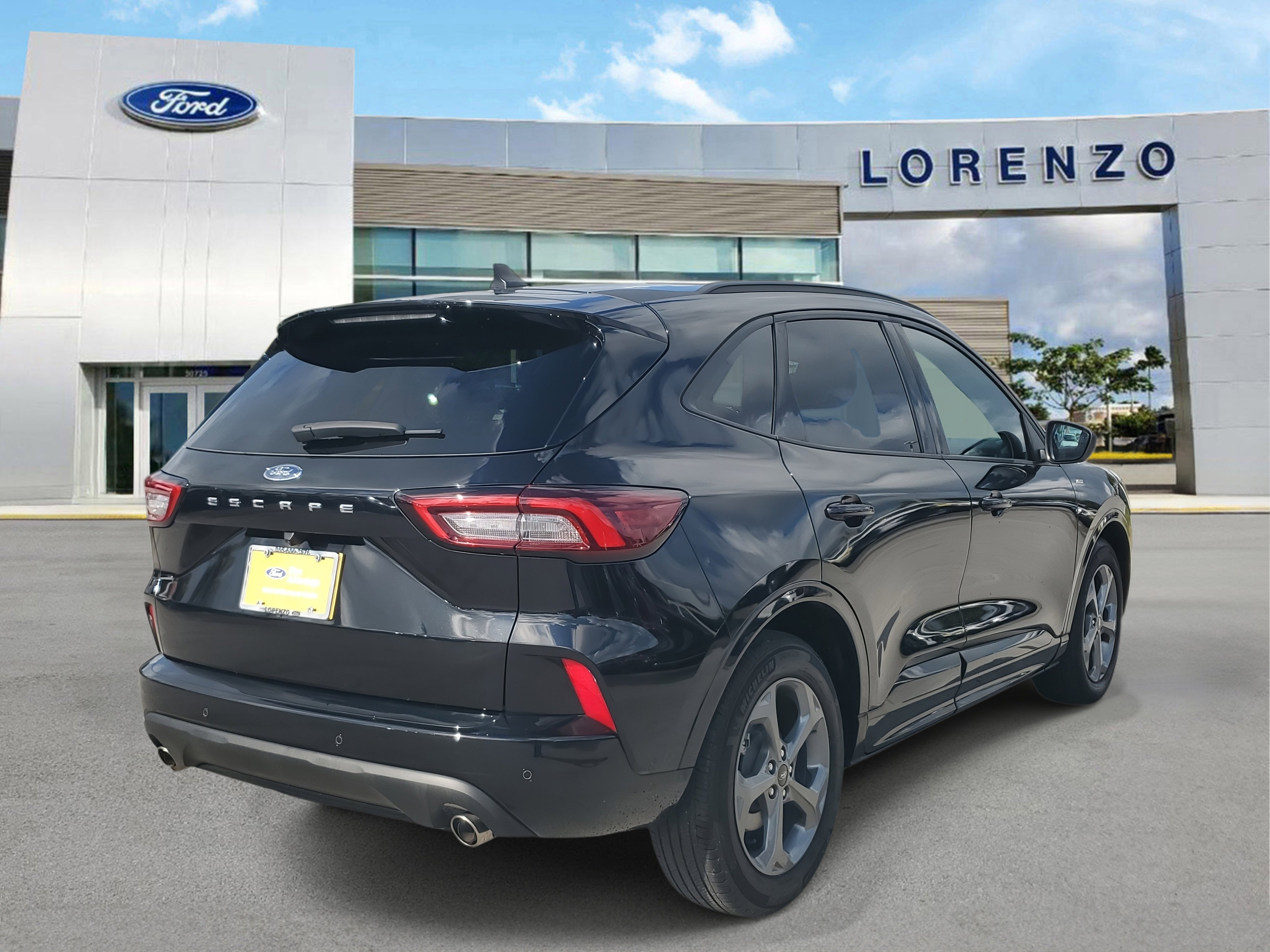 Certified 2024 Ford Escape ST-Line w/ Tech Pack #1 image 5