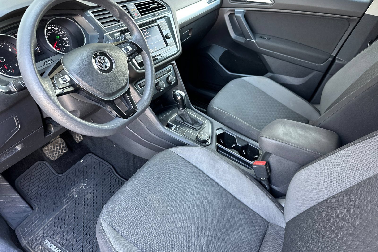 Used 2020 Volkswagen Tiguan S AWD/4WD image 9