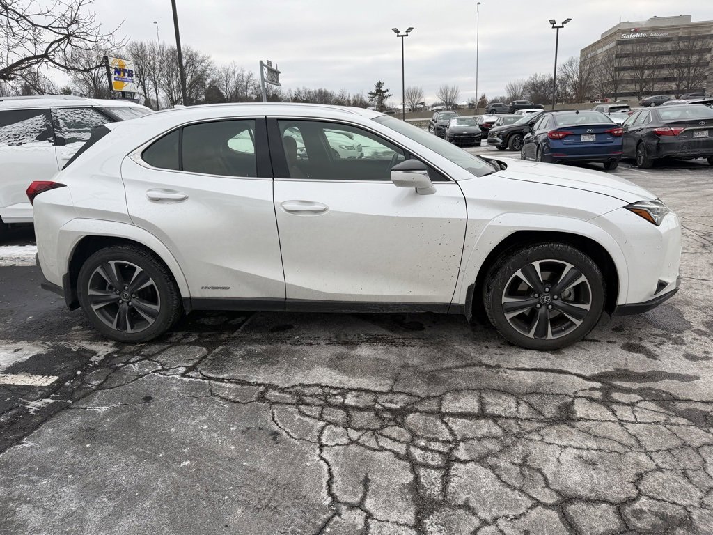 Used 2022 Lexus UX 250h 250h Base image 3