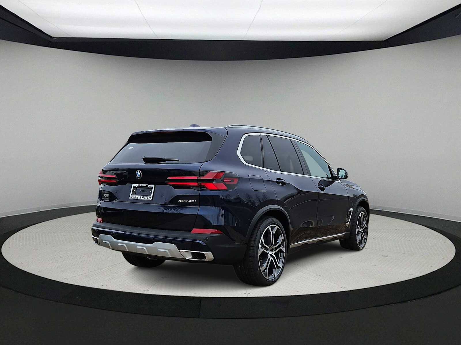 New 2026 BMW X5 xDrive40i w/ Executive Package image 8