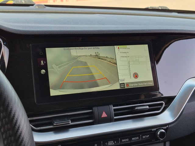 Used 2022 Kia Niro Touring Special Edition FWD image 11