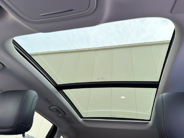 New 2026 Lincoln Nautilus Reserve AWD/4WD image 34
