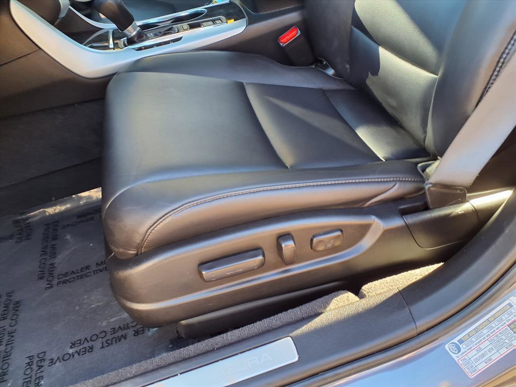 Used 2020 Acura TLX image 8