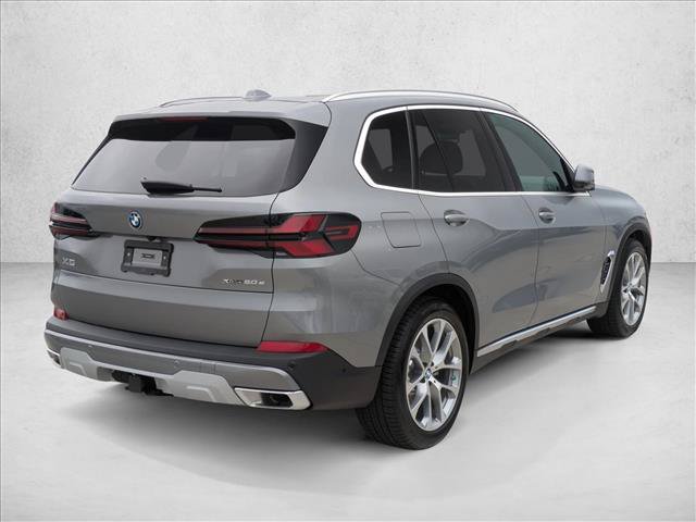 New 2026 BMW X5 xDrive50e w/ Executive Package AWD/4WD image 2