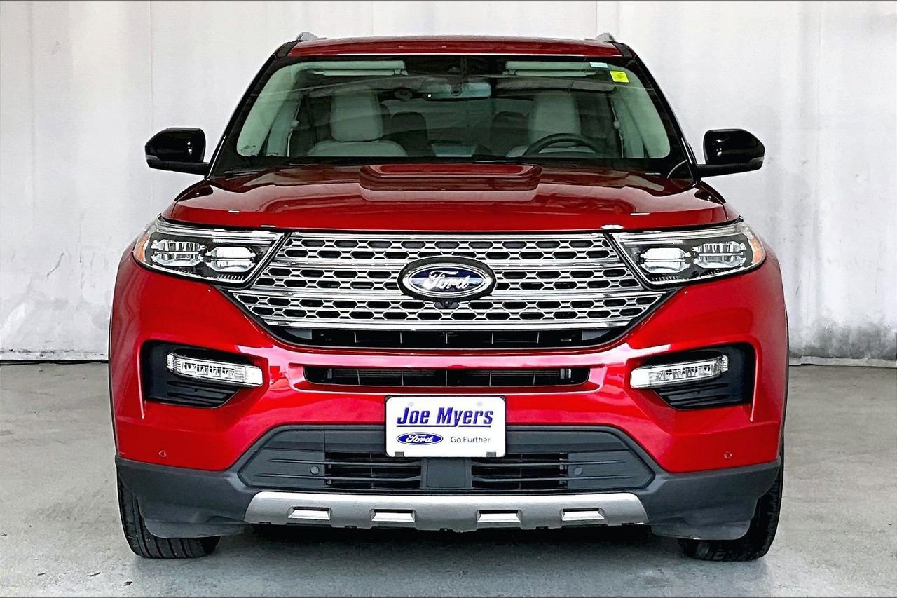 Certified 2024 Ford Explorer Limited w/ Limited Technology Package image 2