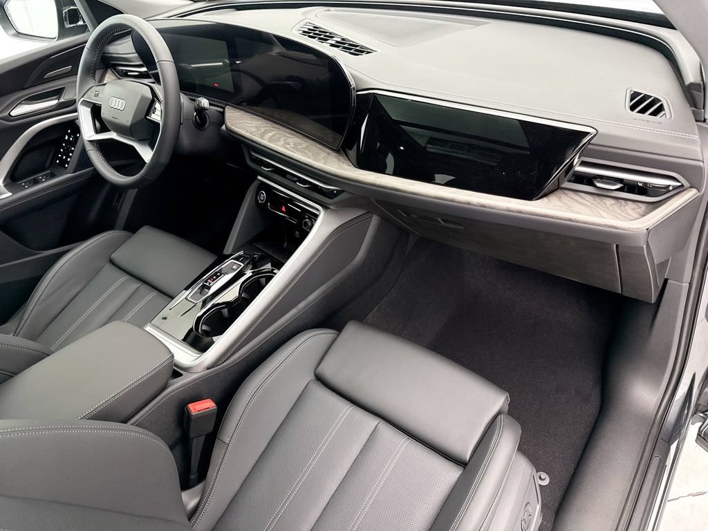 Used 2026 Audi Q5 Premium Plus AWD/4WD image 17