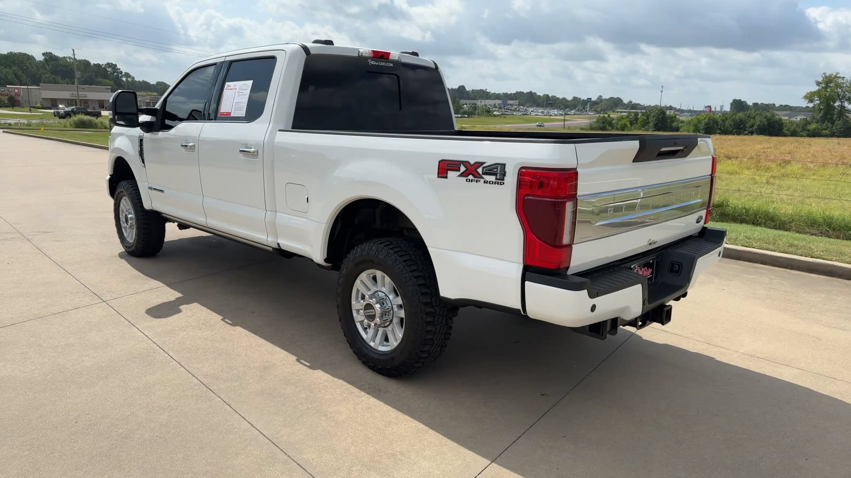 Used 2022 Ford F250 Platinum w/ FX4 Off-Road Package AWD/4WD image 6