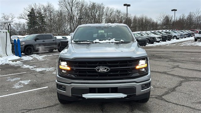 New 2025 Ford F150 XLT w/ Equipment Group 302A MID image 6