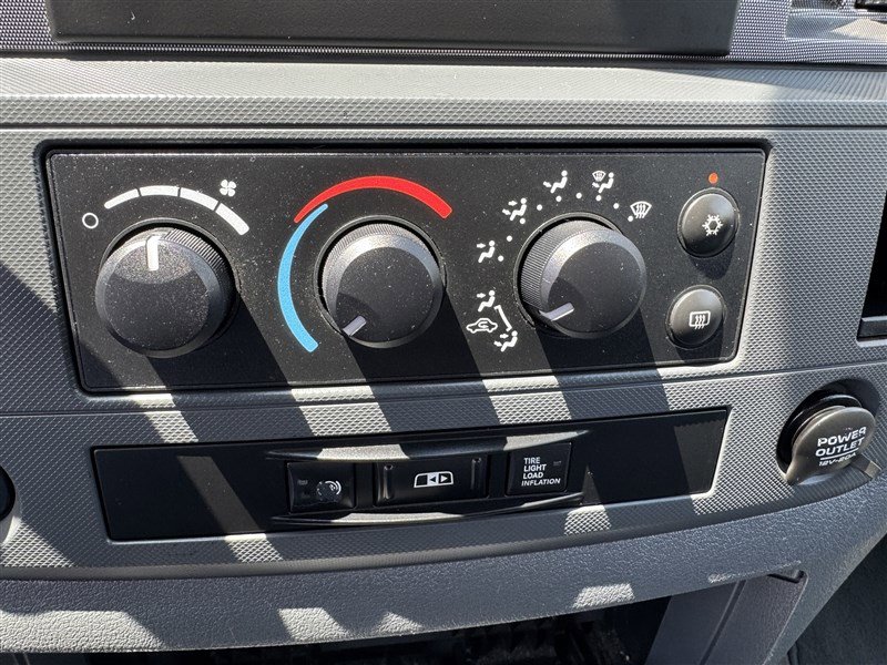 Used 2009 Dodge Ram 2500 Truck SLT w/ Popular Equipment Group image 20