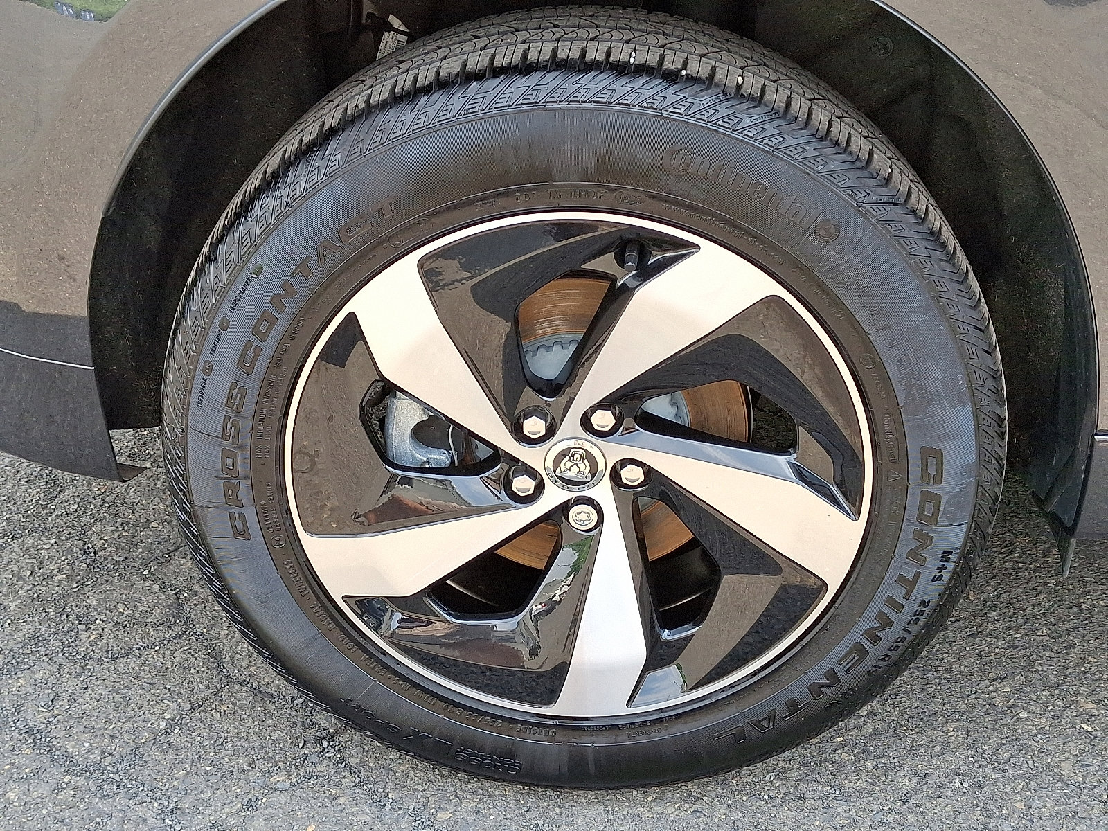 Certified 2025 Jaguar F-PACE R-Dynamic S image 11