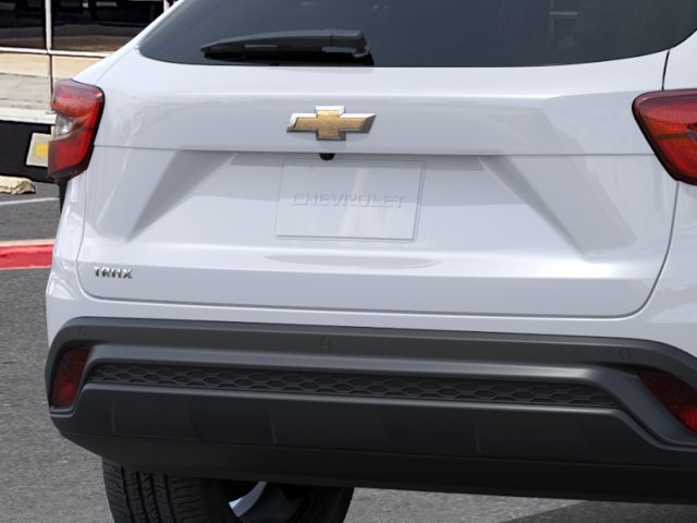 New 2026 Chevrolet Trax LS w/ LS Convenience Package FWD image 14