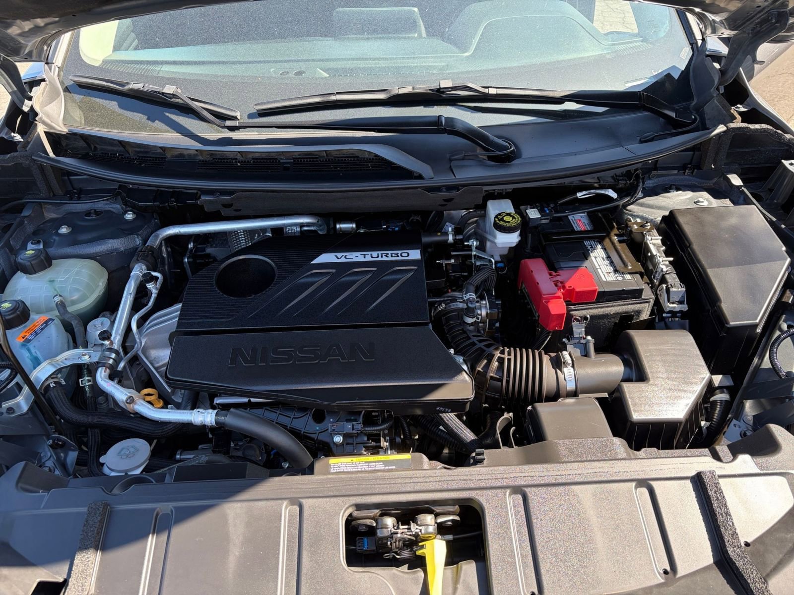 Used 2025 Nissan Rogue SV FWD image 34