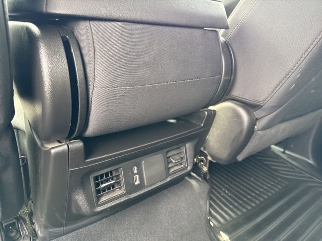 Used 2023 Chevrolet Silverado 1500 Custom image 22