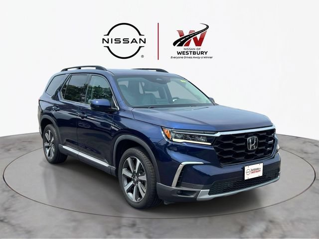 Used 2023 Honda Pilot Touring image 1