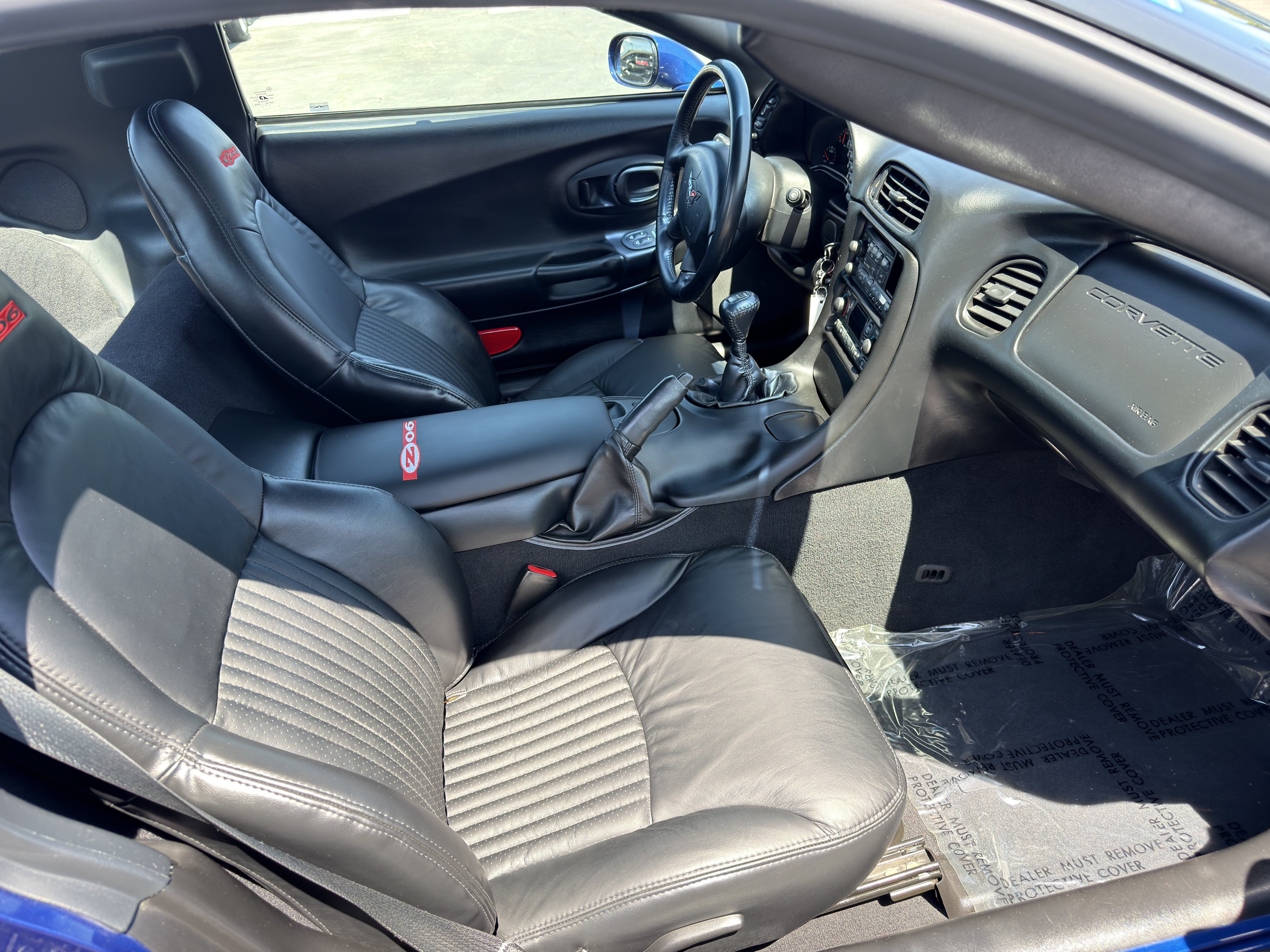 Used 2004 Chevrolet Corvette Z06 w/ Z06 Preferred Equipment Group RWD image 10