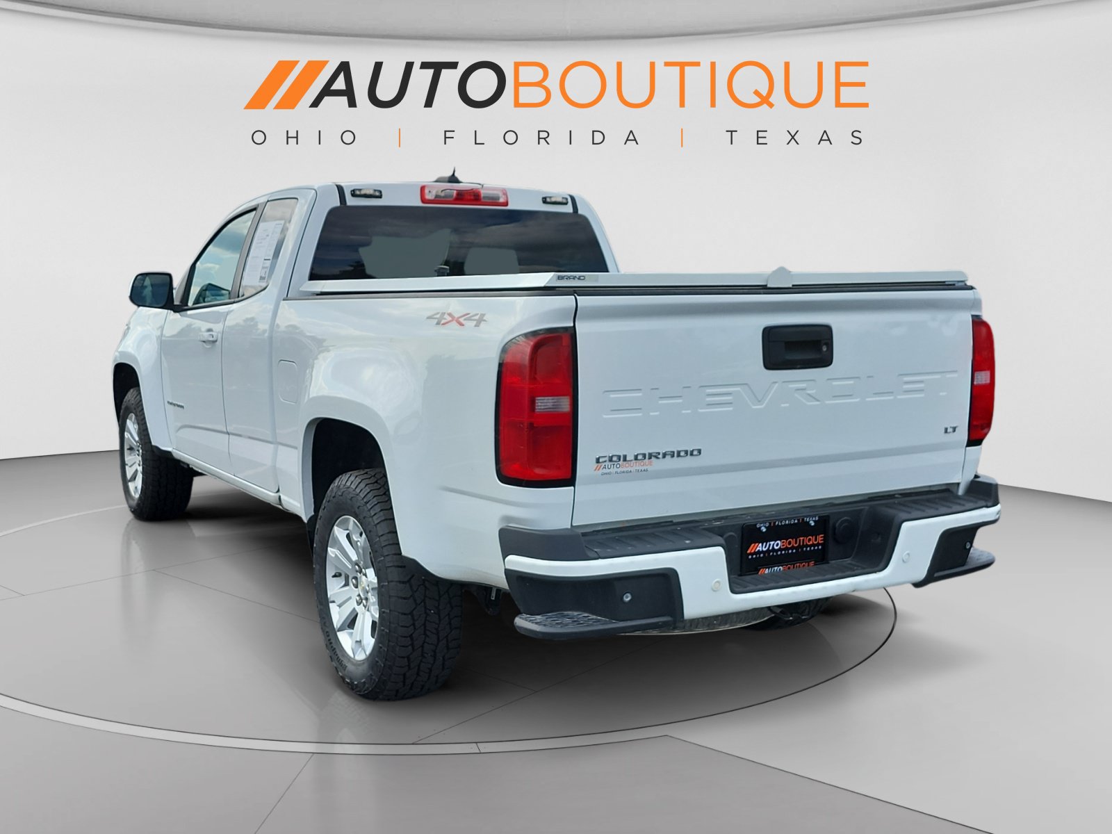 Used 2022 Chevrolet Colorado LT w/ Fleet Safety Package AWD/4WD image 3