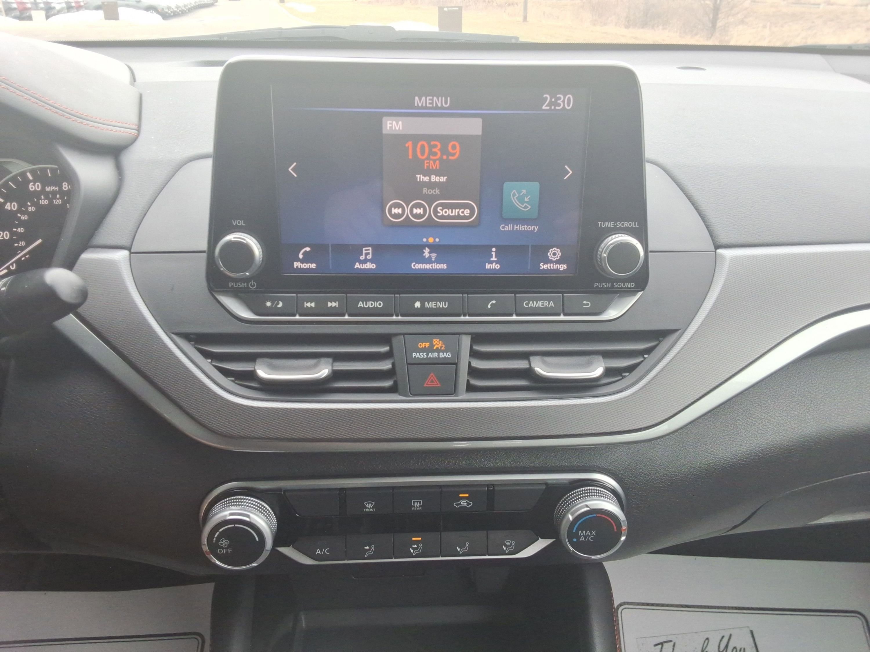 Used 2024 Nissan Altima 2.5 SR FWD image 15