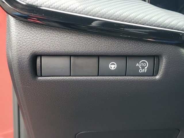 Certified 2026 Nissan Kicks SR FWD image 7
