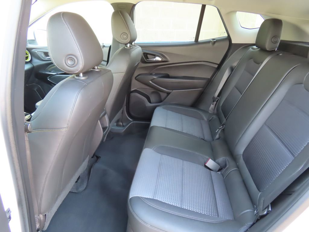 Certified 2025 Chevrolet Trax LT image 22