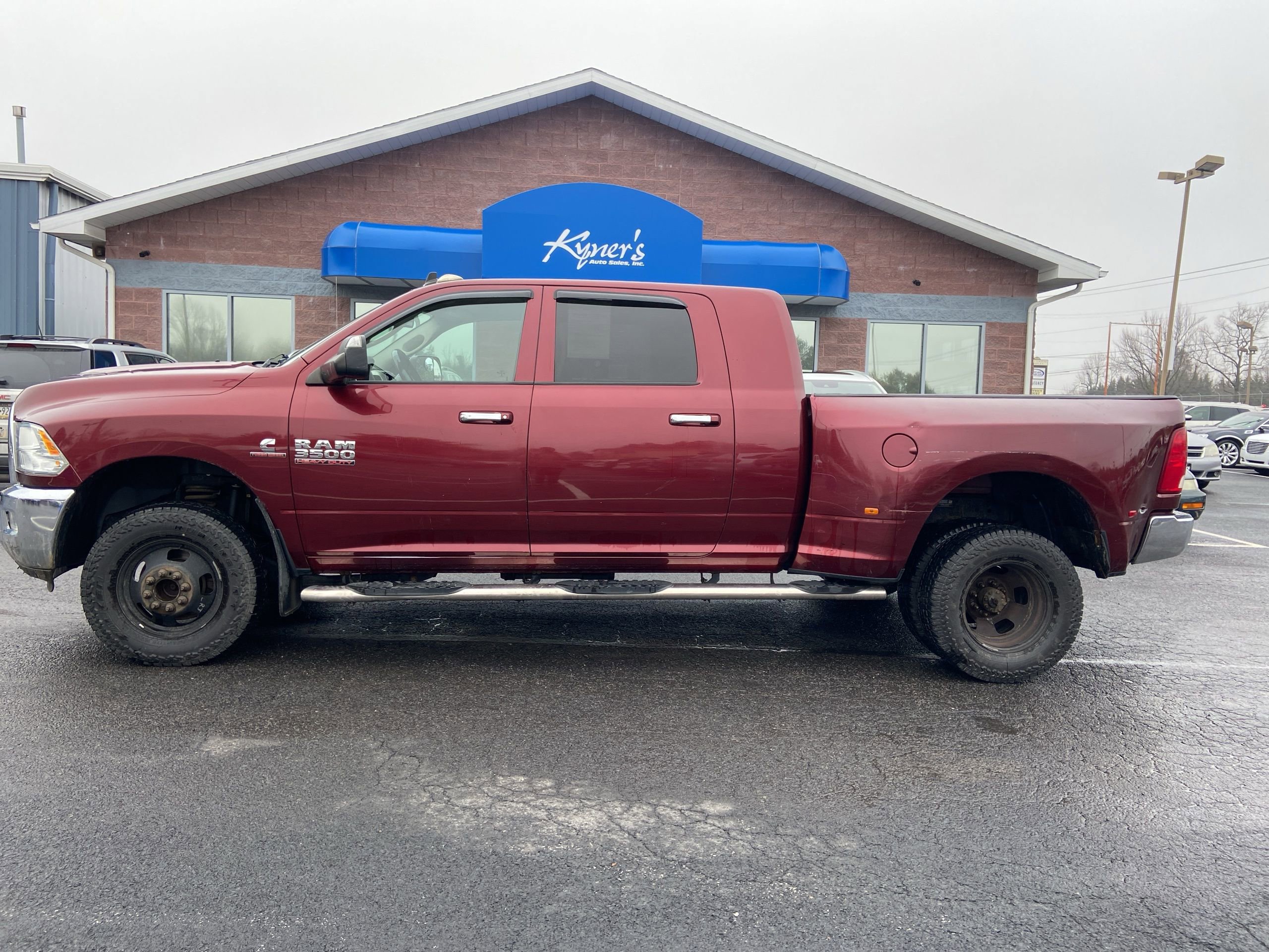 Used 2016 RAM 3500 Big Horn image 2