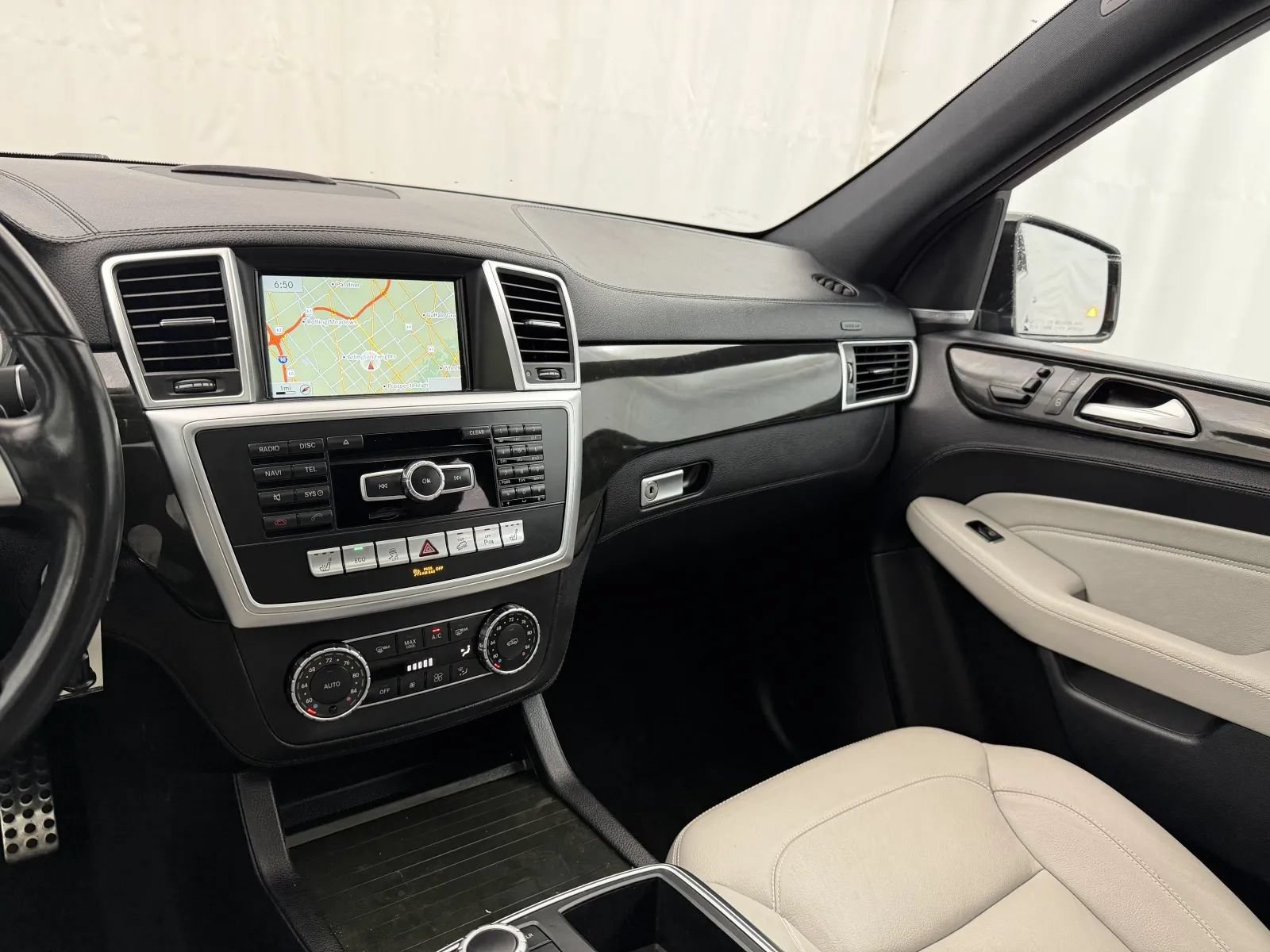 Used 2015 Mercedes-Benz ML 400 4MATIC image 19