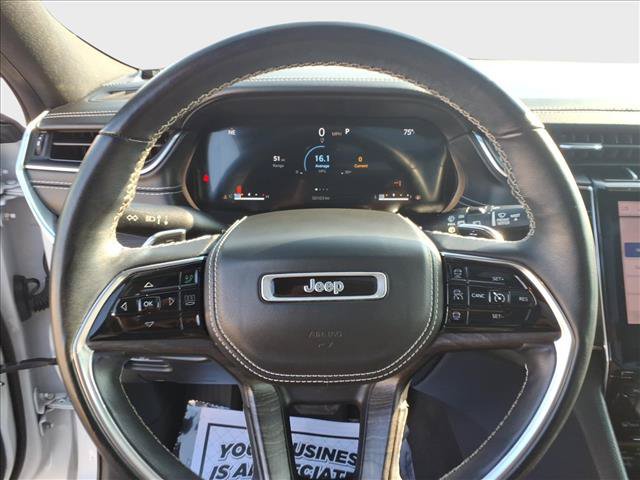 Used 2022 Jeep Grand Cherokee L Overland w/ Luxury Tech Group IV AWD/4WD image 22