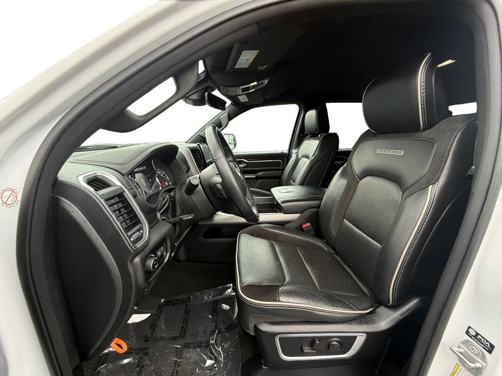 Used 2023 RAM 1500 Laramie AWD/4WD image 9