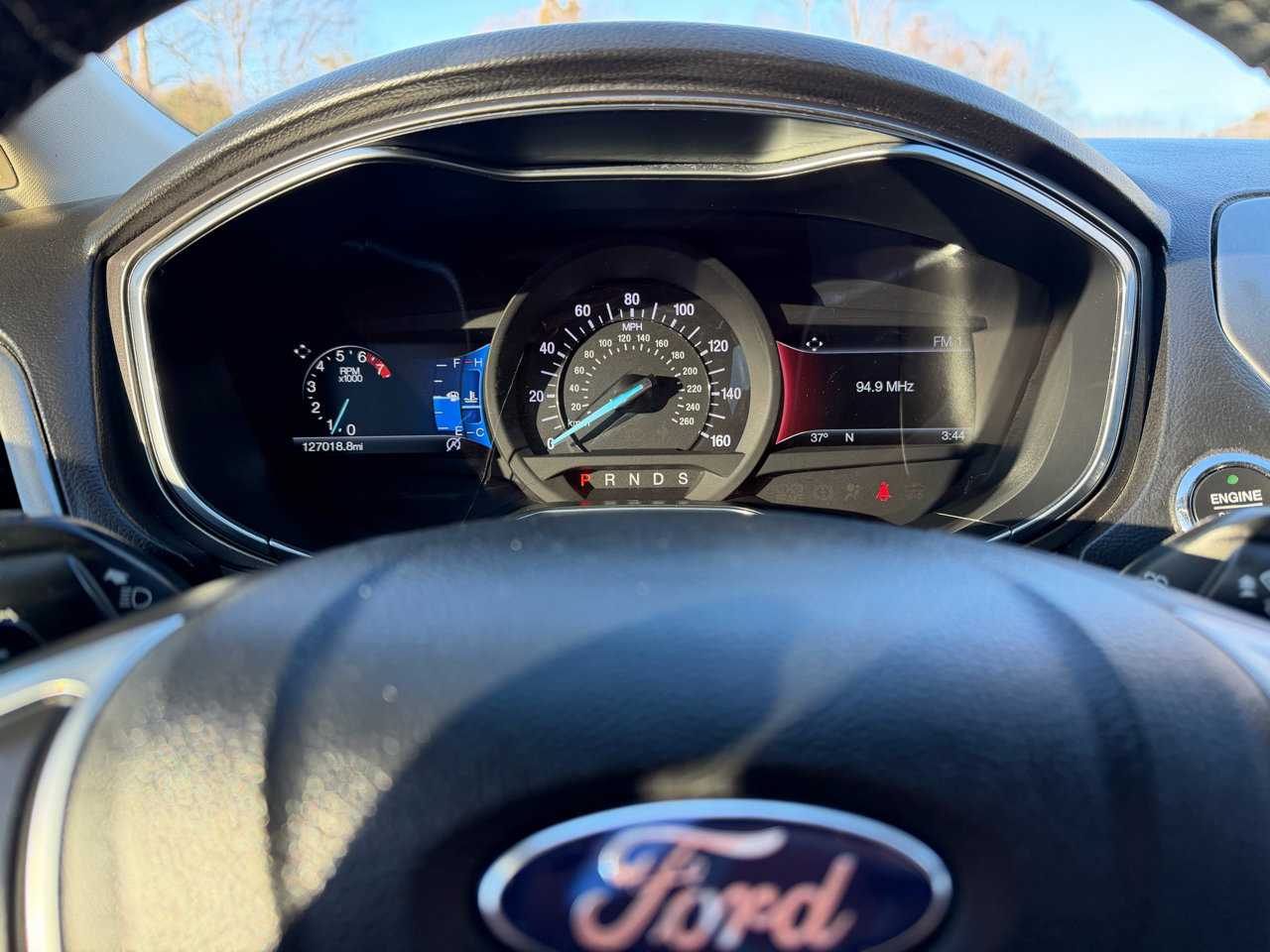 Used 2017 Ford Fusion SE w/ Equipment Group 201A image 12