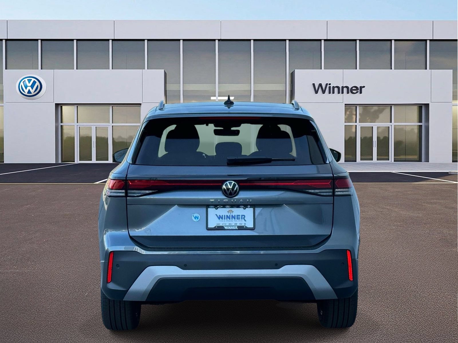 New 2026 Volkswagen Tiguan SE AWD/4WD image 4