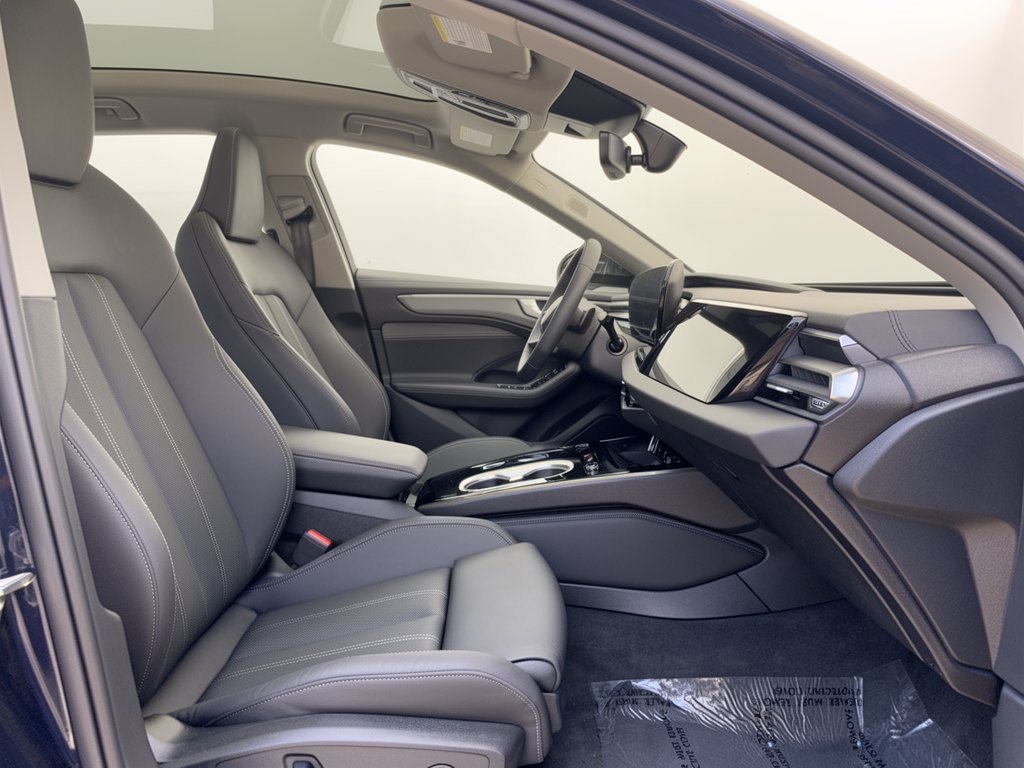 Used 2026 Audi A6 Premium Plus AWD/4WD image 30