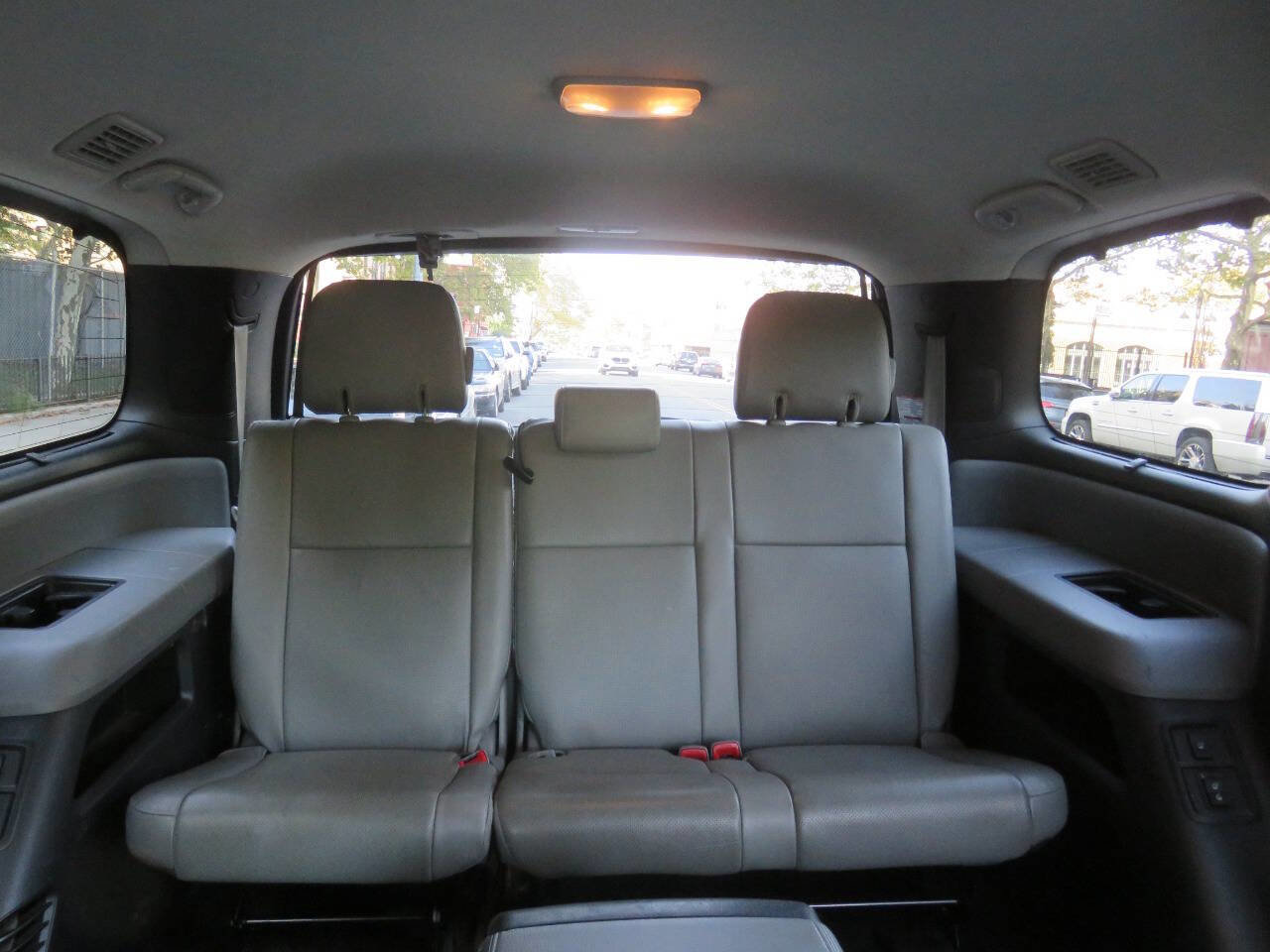 Used 2016 Toyota Sequoia Platinum image 24