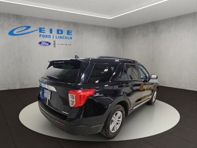 Used 2024 Ford Explorer XLT image 8