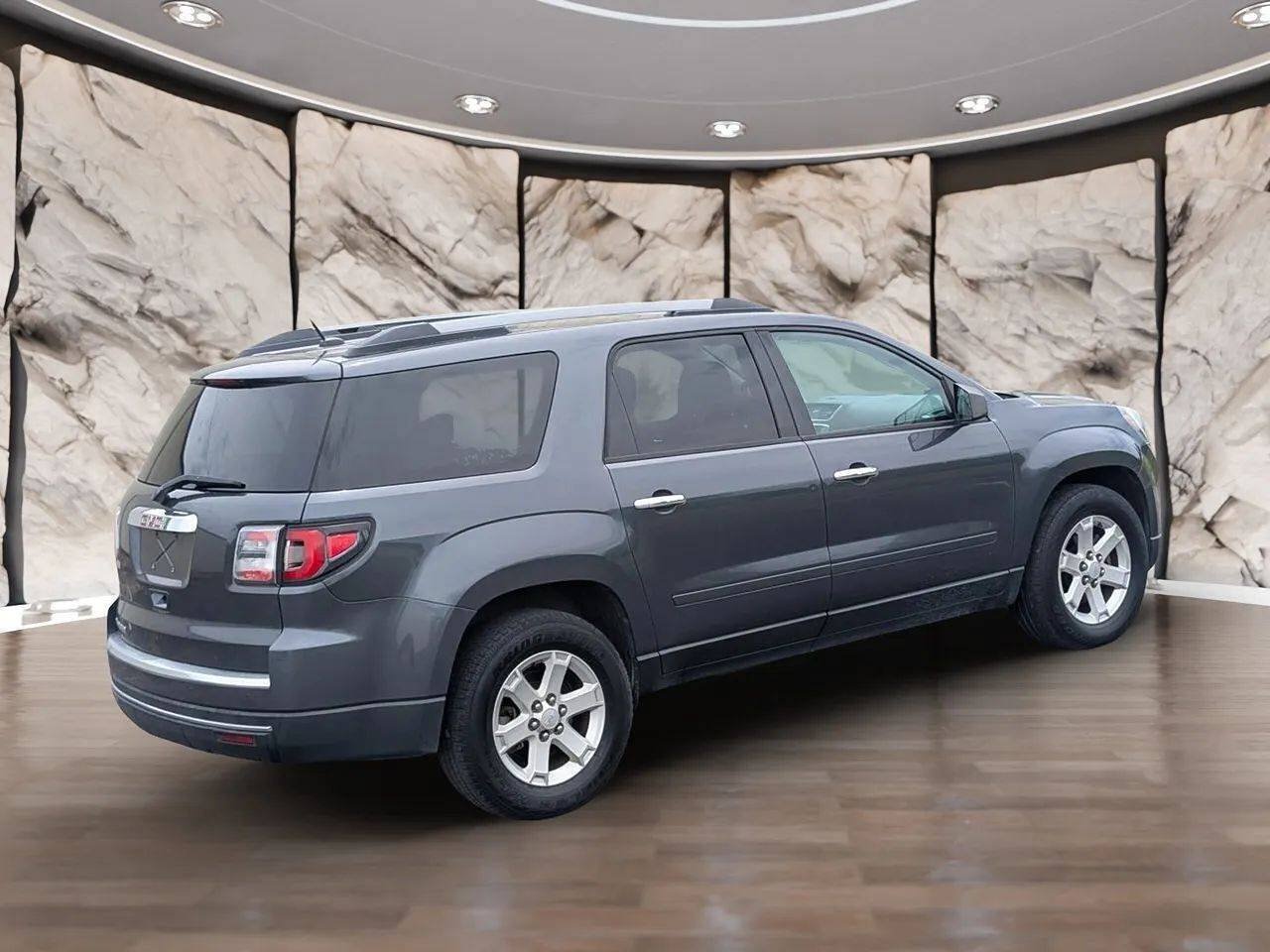 Used 2014 GMC Acadia SLE FWD image 13