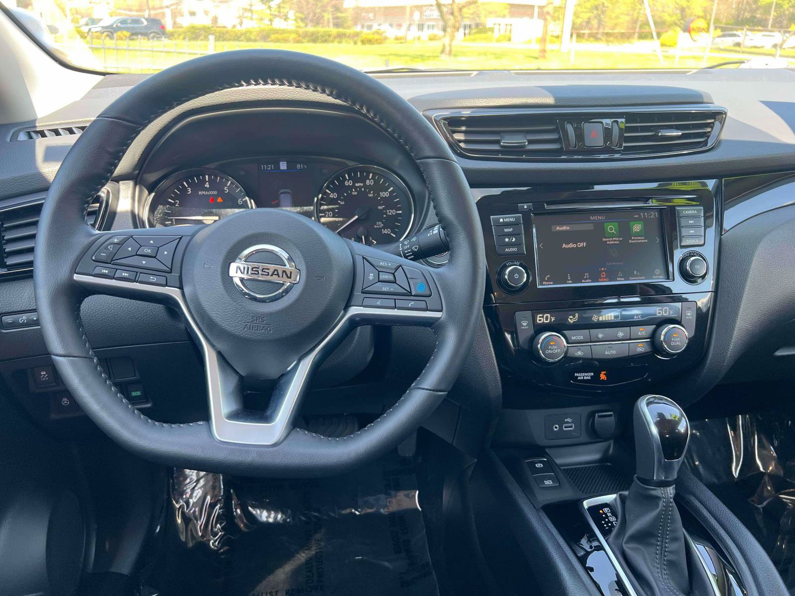Used 2022 Nissan Rogue Sport SL AWD/4WD image 23