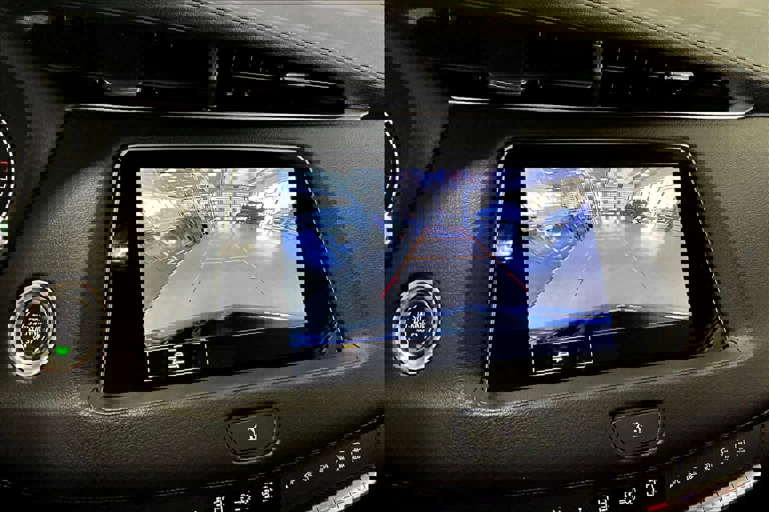 Used 2023 Cadillac XT4 Premium Luxury image 24